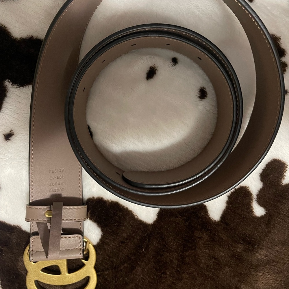 Gucci Tan Belt with Gold Buckle - Picture 5 of 5